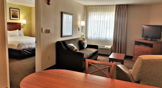 Двухместный люкс c 1 комнатой Candlewood Suites Macon by IHG
