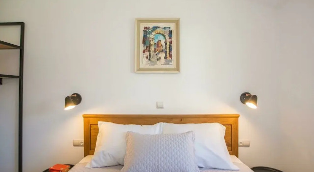 Modern and Well-kept Apartment Within Walking Distance of Restaurant and Beach Banjole