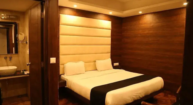 Hotel Grand Sm Regency, Rezervovat Hotel Mussoorie Uttarakhand