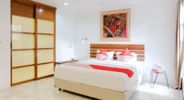 OYO 626 Augustina Home, Rezervovat Hotel Hotely v Malang s parkováním, poblíž Taman Rekreasi Kota, Parkování