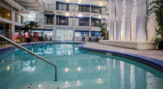 Номер Standard Quality Inn Branson - Hwy 76 Central
