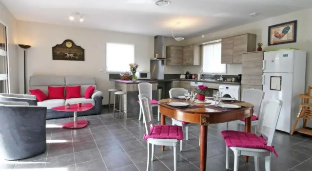 Écogîte confortable avec jardin clos, adapté PMR, proche de la forêt et de LAigle, jusquà 8 pers. - FR-1-497-23, Réserver Hôtel Saint-Martin-d'Écublei 