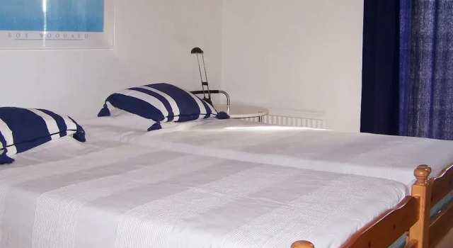 8 Person Holiday Home in Tanumshede, Book Hotel  
