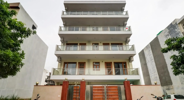 OYO 82311 Hotel Holy House
