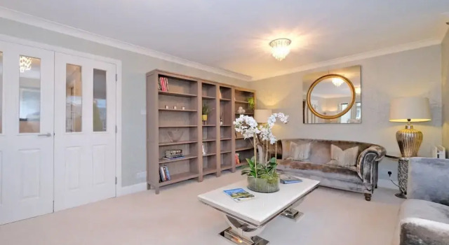 Bright Family Townhouse With Stunning Views Over Royal Deeside, Prenota Hotel Aberdeen 