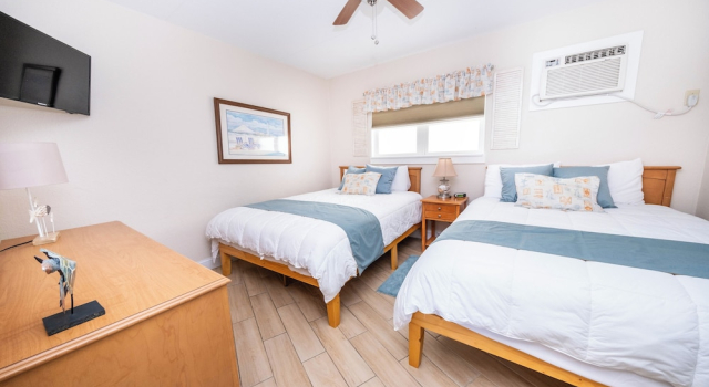 Семейный люкс Nassau Inn Beachfront