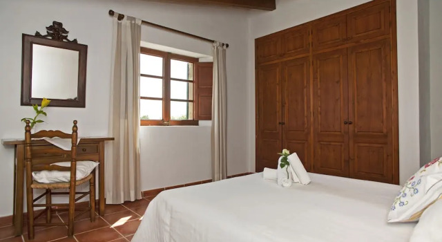 Villa Cal Mercader, Rezerwuj Willa Hotele w Majorka z parkingiem, Parking