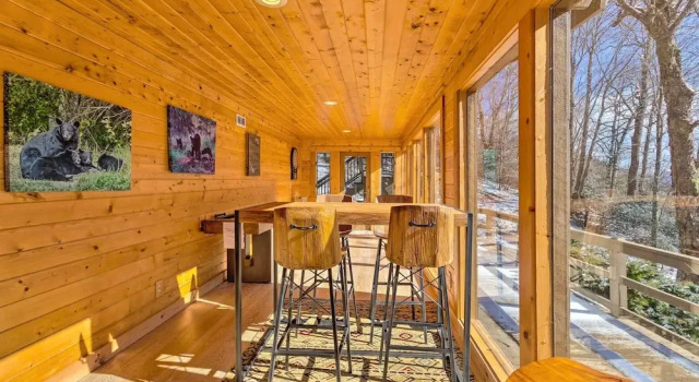 Golf, Sauna, Creek: Spectacular Smoky Mtn-view Gem, Prenota Casa vacanze Maggie Valley Appalachi