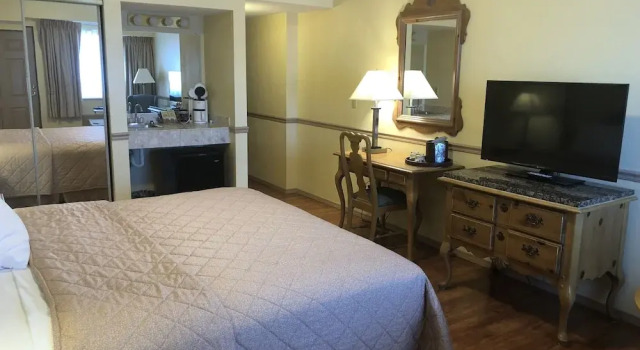 Двухместный номер Standard с балконом и с видом на реку Riveredge Resort Hotel