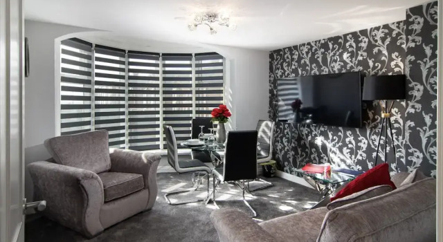 2 Bedrooms Sleeps 6 Near Top Blackpool Attractions, Boek Appartement Blackpool Lancashire