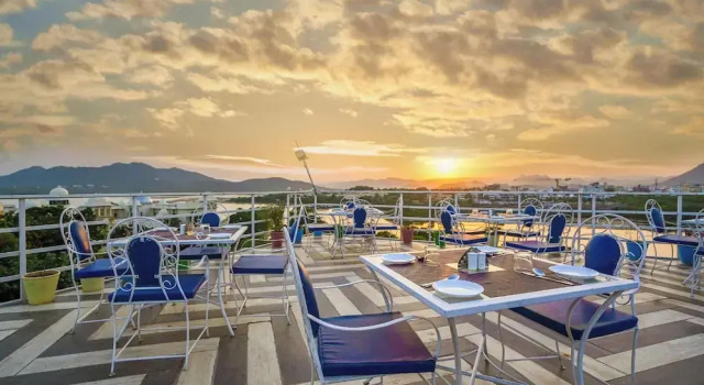 Royal Rafahiya - A Rooftop Lake View Hotel Near Lake Pichola, Забронировать Отель Отели штата Раджастхана с завтраком, Завтраки
