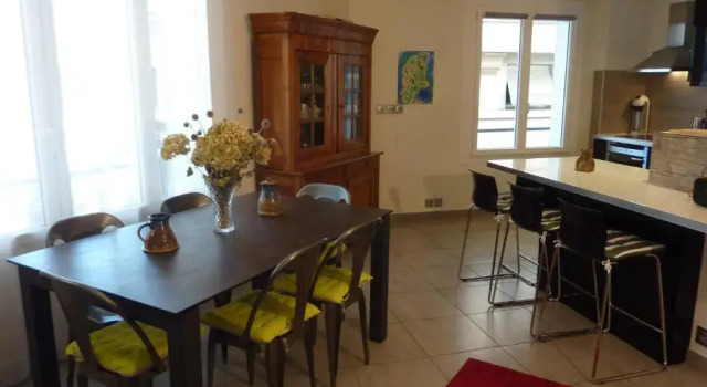 Апартаменты Superbe Appartement Parc Tête d'Or, 92 M2 , Parking