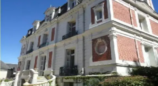 Château des Remparts, Забронировать Апартаменты/квартира Шато-дю-Луар Sarthe
