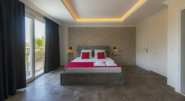 Fours Seasons Villa 7