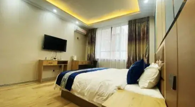 Люкс Deluxe Xilong Business Hotel (Tumen Port)