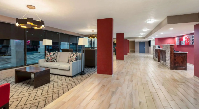Ramada by Wyndham Texarkana