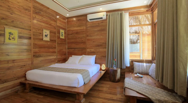Семейное бунгало с балконом и с красивым видом из окна Phu Quoc Greenland