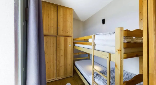 Appartement Montvalezan-La Rosière, 2 pièces, 8 personnes - FR-1-398-548, Забронировать Апартаменты/квартира Отели Ла-Розьер с парковкой, рядом с Горнолыжный курорт Ла Розьер, Парковка