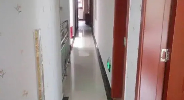 Zhuo Shui  Yi Ju Inn, Buchen Sie Hotel Chongqing 