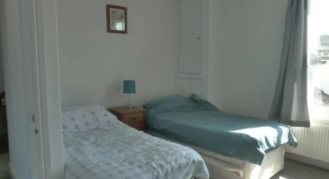Top Floor Flat with Sea View, Забронировать Отель Херн-Бей Кент, рядом с Barnes Wallis Statue