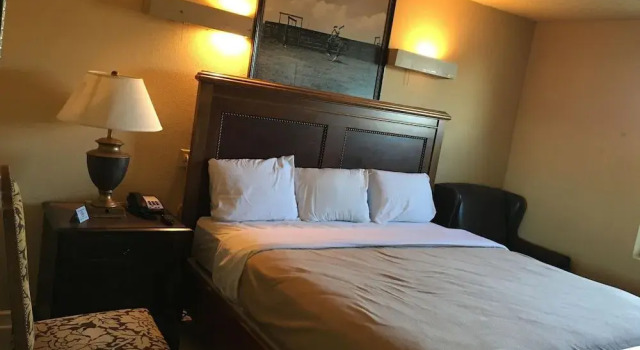 Reddy Inn and Suites, Rezervați Mini-hotel Albany Texas