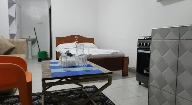 Студия Deluxe The White House Apartments Kibwezi