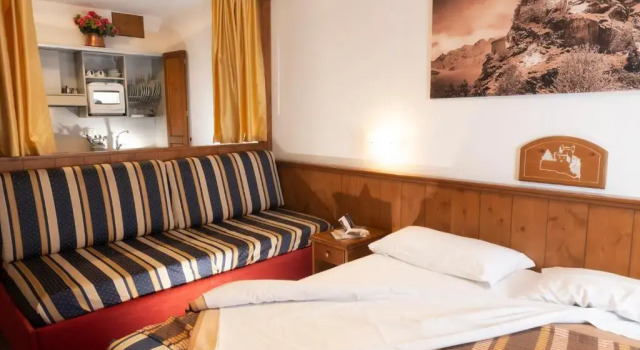 Трёхместный номер Standard Hotel Residence Chateau
