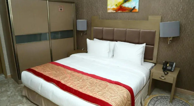 Полулюкс Sun and Sands Plaza Hotel