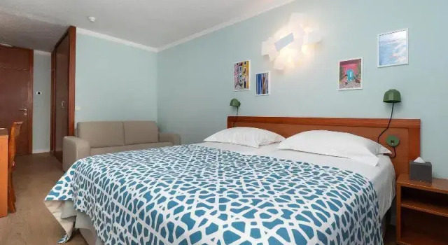 Двухместный номер Standard с балконом и с видом на сад Amadria Park Beach Hotel Niko