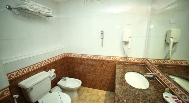 Двухместный номер Awal Hotel