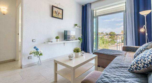 MalagaSuite Benalmadena Relax & Sun, Забронировать Отель Отели Бенальмадена 4 звезды, рядом с Гавань Пуэрто-Марина в Бенальмадене, 4*