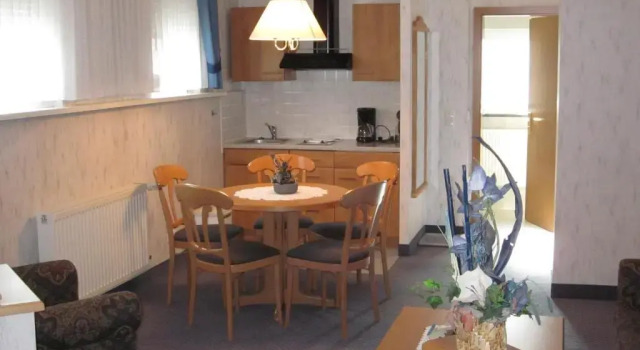 Апартаменты Gasthof Rodachtal mit Gästehaus Katharina