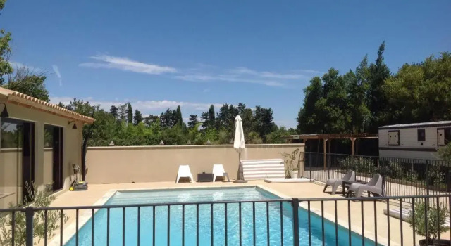 Апартаменты Des roulottes en Provence