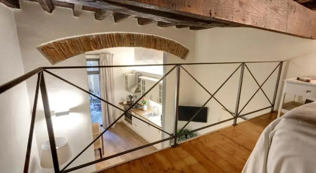 Charlie's Apartments by Mamo Florence, Забронировать Апартаменты/квартира Апартаменты Флоренции, рядом с Дворец Ручеллаи, Апартаменты/квартира