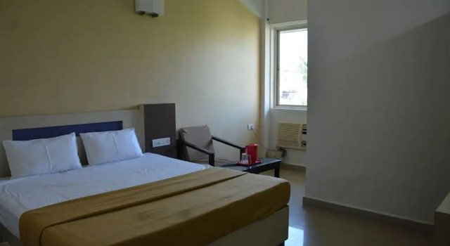 Двухместный номер Deluxe Hotel City Garden