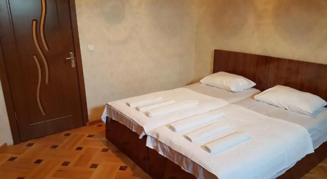 Marco Polo Kutaisi, Book Hotel Ukimerioni 