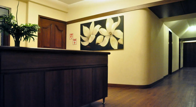Abbott Hotel, Забронировать Отель Отели штата Махараштры 3 звезды, 3*