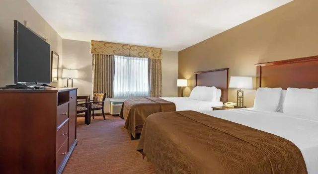 Люкс Best Western Plus Concord Inn