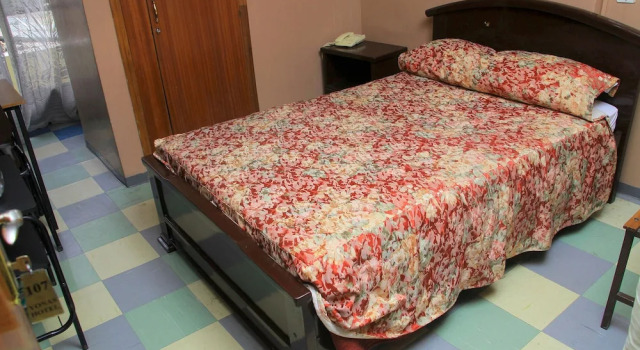 Suite Yonas Hotel
