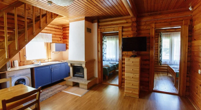 Коттедж с 3 комнатами База Отдыха Green Village