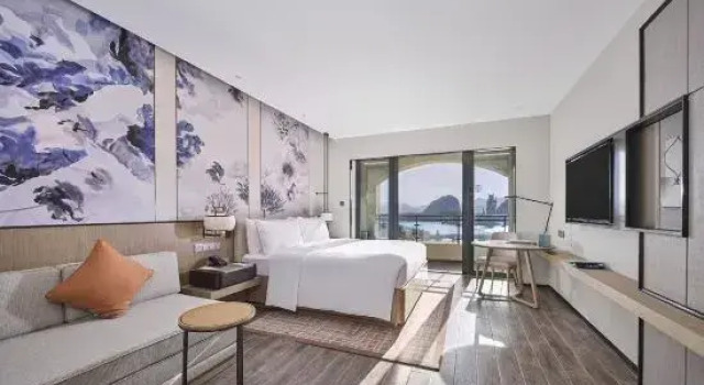 Двухместный номер Deluxe с видом на озеро DoubleTree by Hilton Yingde Resort
