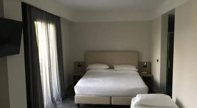 Семейный номер Standard с балконом Hotel Garden Experience