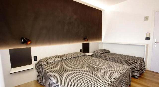 Двухместный номер Deluxe с балконом Hotel Toledo