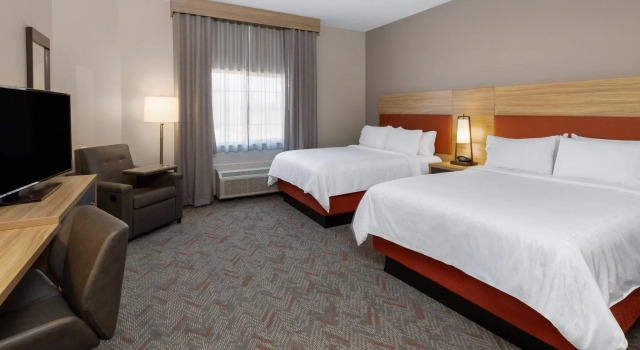 Четырёхместный люкс Candlewood Suites Mount Pleasant by IHG