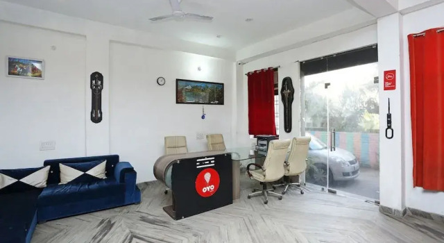 OYO 8969 Hotel Eagle Eye, Забронировать Отель Отели Нью-Дели с завтраком, Завтраки
