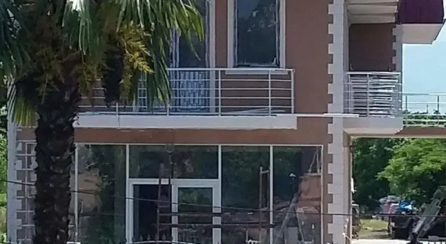 Sunny Hotel