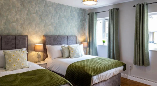 Kerry Holiday Homes at the Killarney Holiday Village, Book Vacation Home Killarney 
