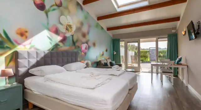 Tranquil Ground-floor Hideaway, Book Vacation Home Vlissingen 
