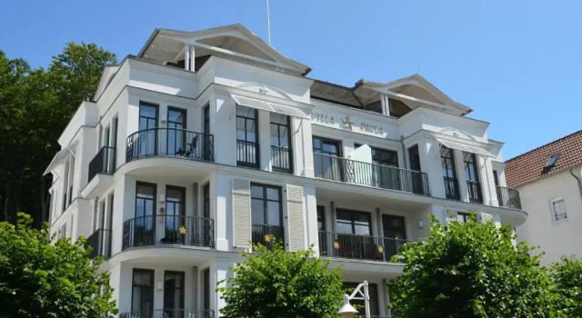 Villa Paula - WG03 strandnah mit Kamin, Terrasse, Balkon, Забронировать Вилла Отели Остзебад-Зеллин с бассейном, рядом с Зеллинский музей янтаря, Бассейн