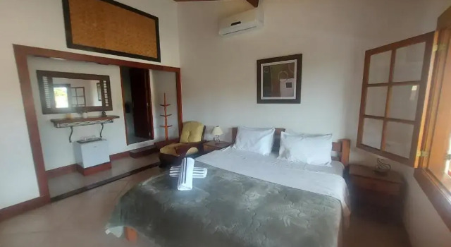 3 Palmeiras Guest Lounge, Забронировать Гостевой дом Отели в центре Мигел-Перейра, в центре